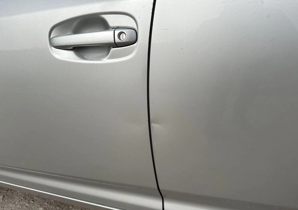 Toyota Avensis cena 27000 przebieg: 223470, rok produkcji 2009 z Łomianki małe 326